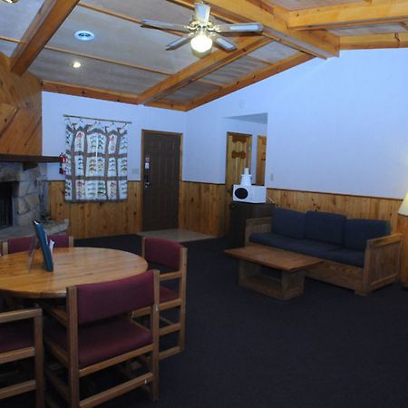 Ymca Trout Lodge Potosi 外观 照片